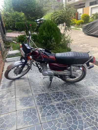 Honda CG 125 (2016 Model)