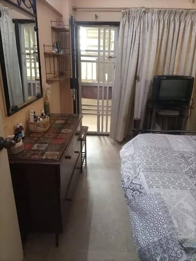 1000 Square Feet Flat For Sale In Gulshan-E-Iqbal - Block 10-A