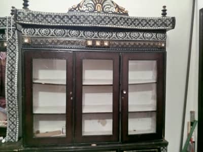 urgent 4 sale in showcase