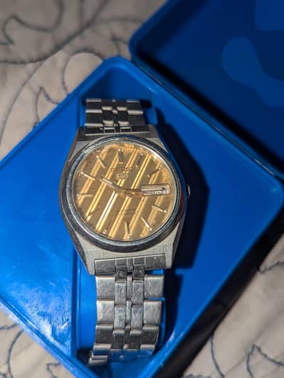 Seiko 5 Automatic "Diagonal Striped Gold Dial"