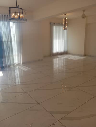 Chappal Skymark, 3 Bed DD, Prime Location Apartment For Sale
