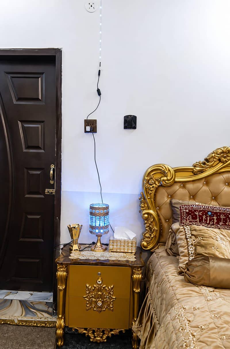 Bed sofa table side table dressing table 2