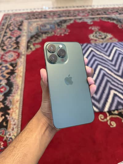 Apple iPhone 13 Pro jv