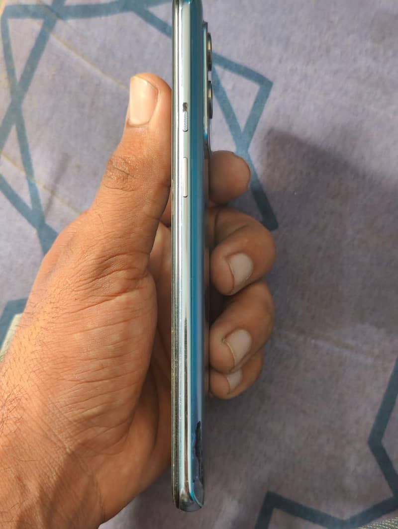 One Plus 9 4