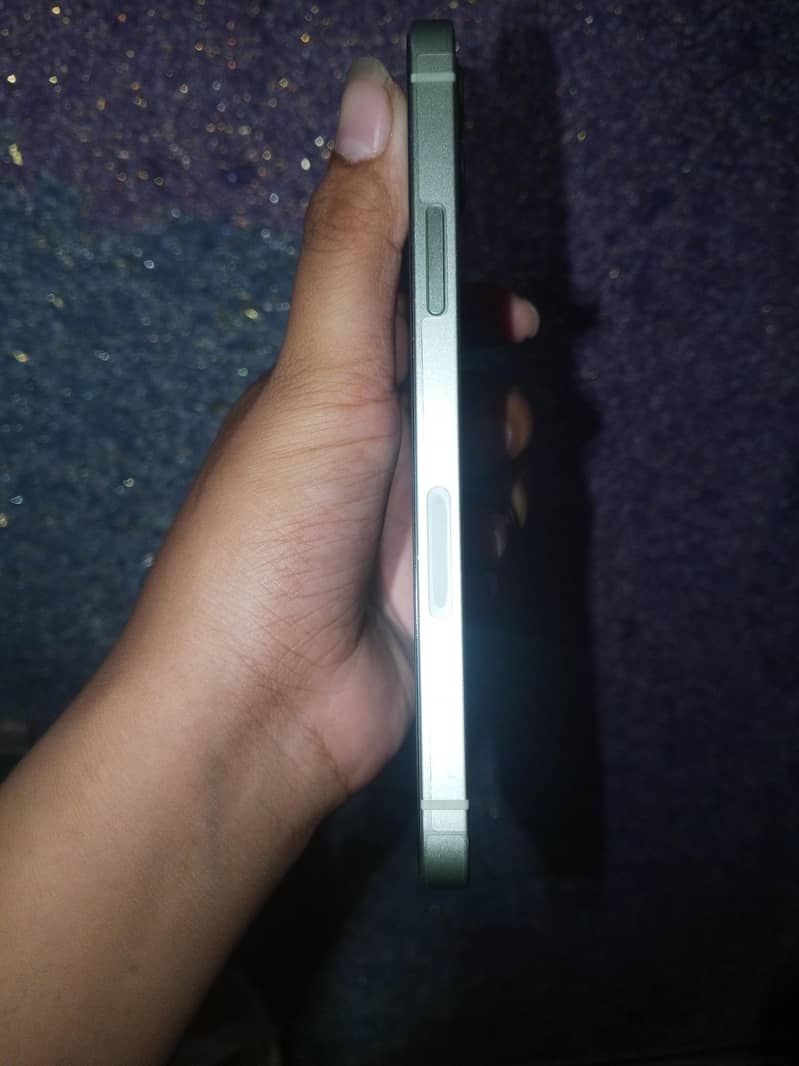 Apple iPhone 12 1
