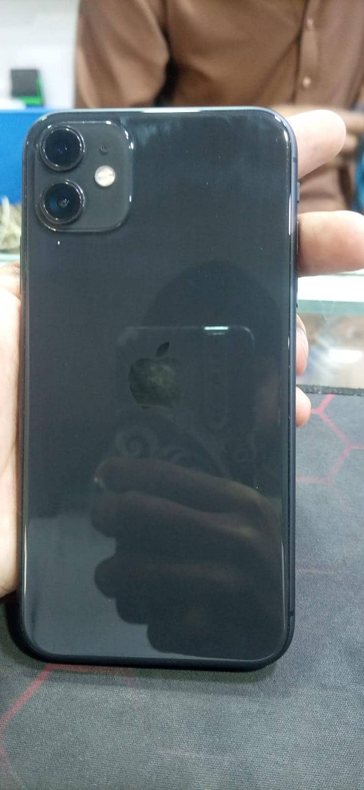 Apple iPhone 11 0