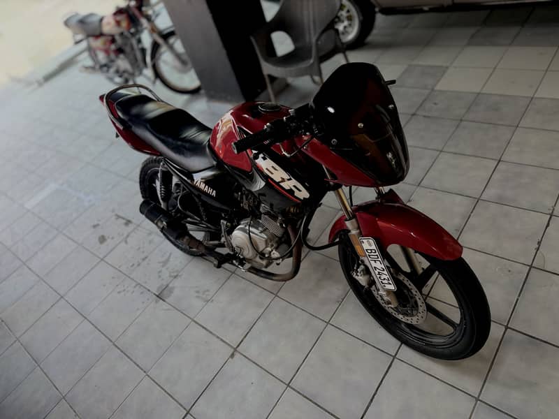 Ybr125 4