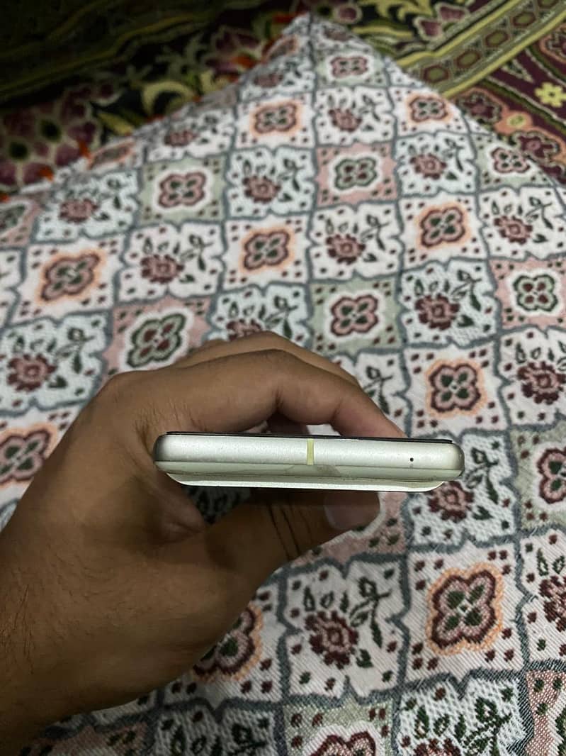 Google Pixel 7 2