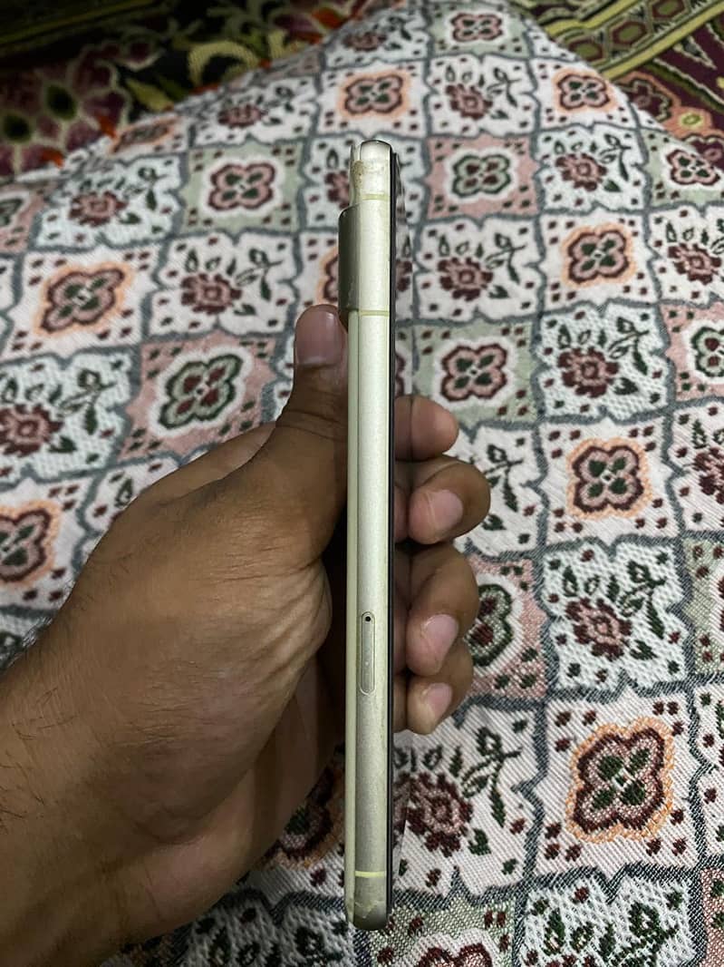 Google Pixel 7 5
