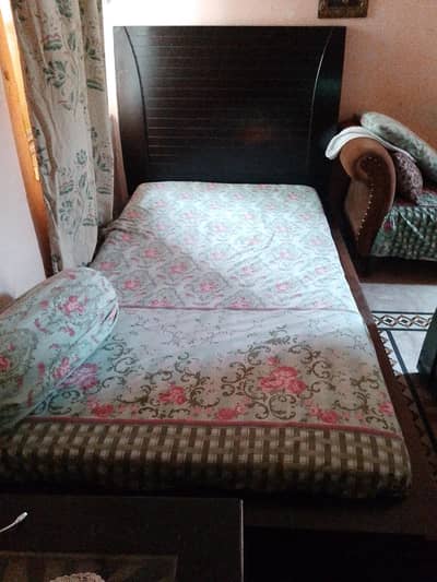 Single bed