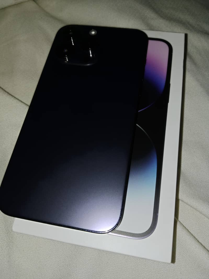 Apple iPhone 14 Pro Max 0