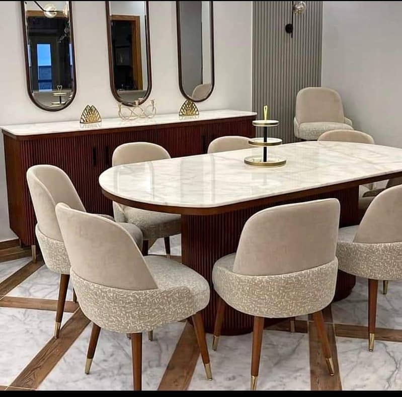 Dining table 0