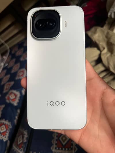 Vivo iQOO Z 11 turbo