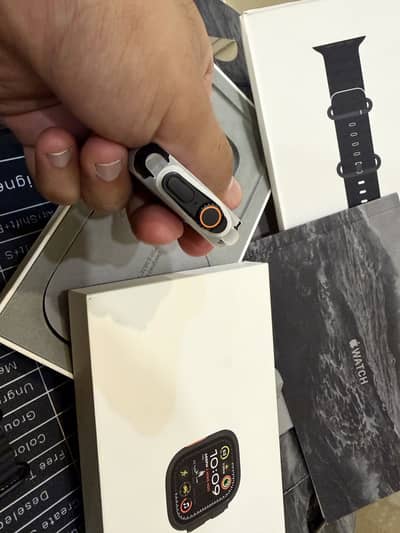 Apple Watch Ultra 2 Black Titanium [Expensive Edition]