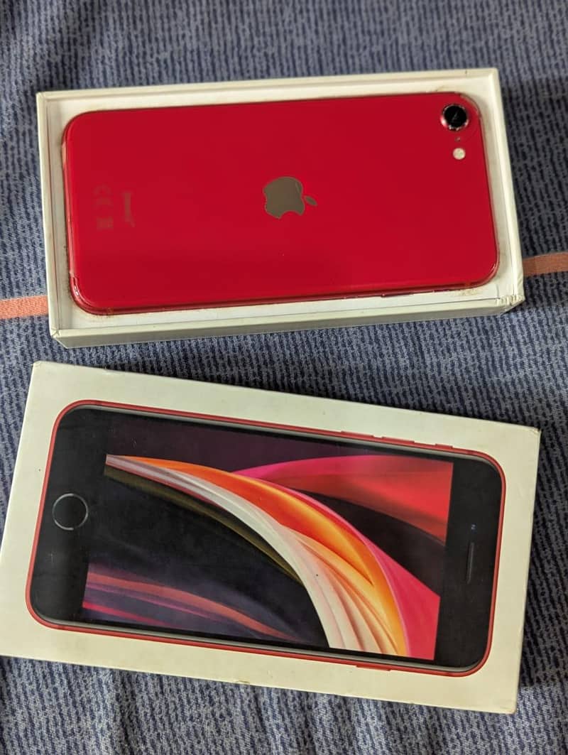 Apple iPhone Se 2 generation 0