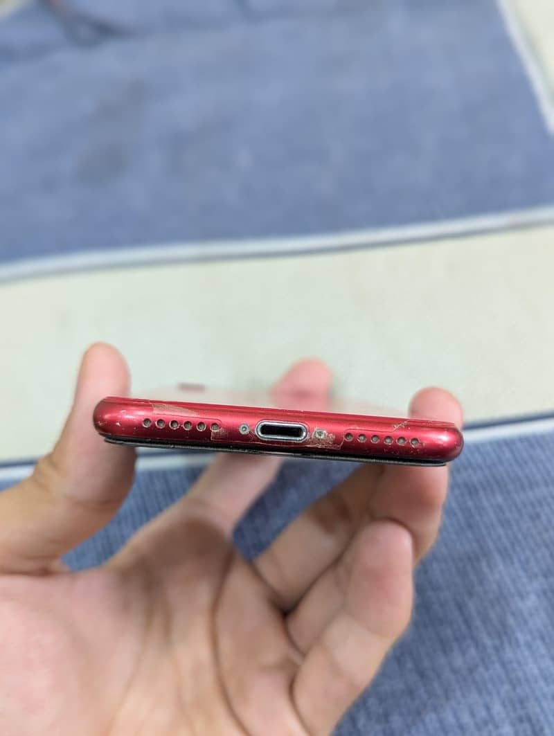 Apple iPhone Se 2 generation 3
