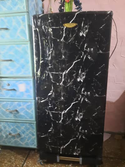Hitachi fridge