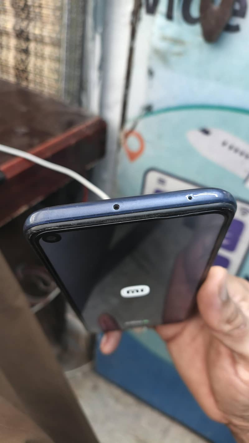 Xiaomi Redmi Note 9 3