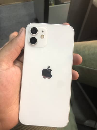 Apple iPhone 12