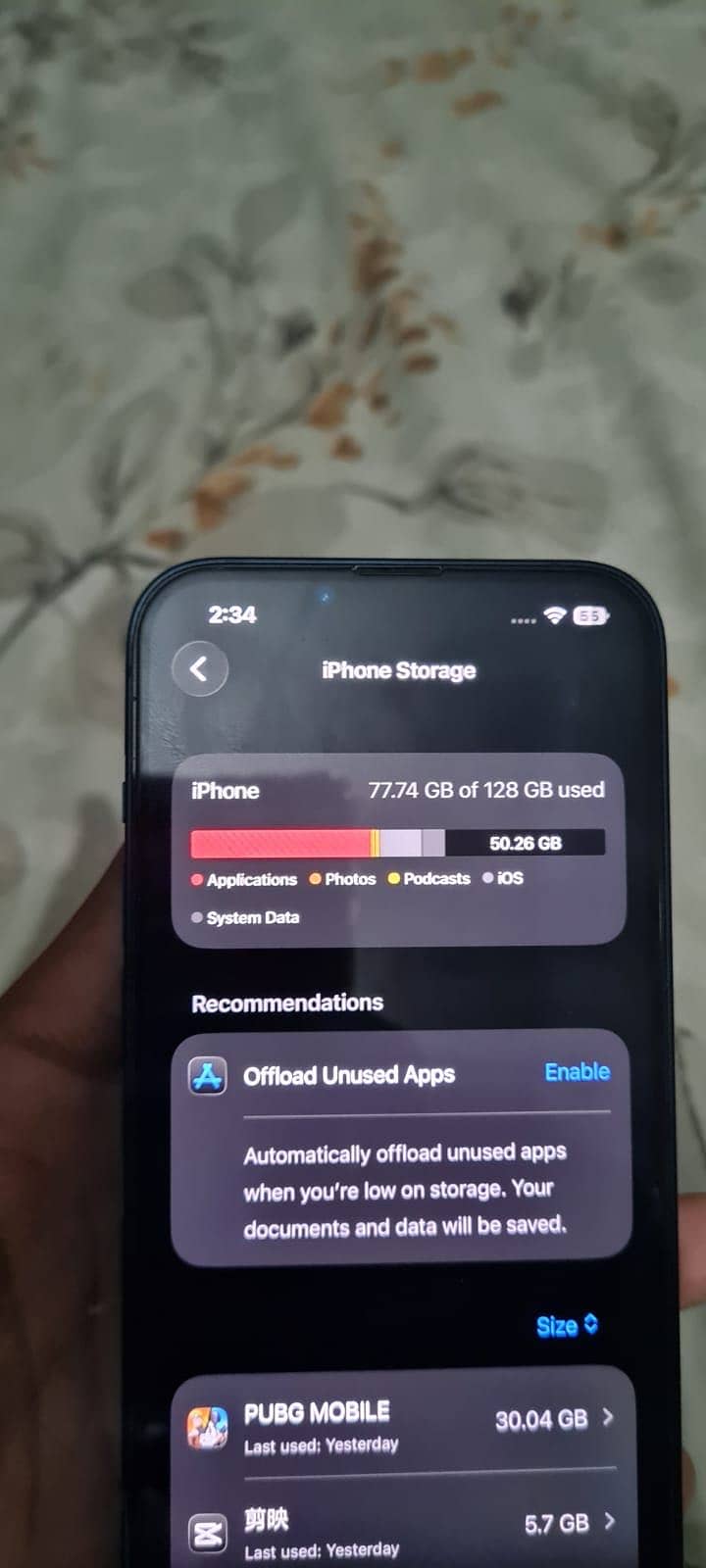 Apple iPhone 13 11