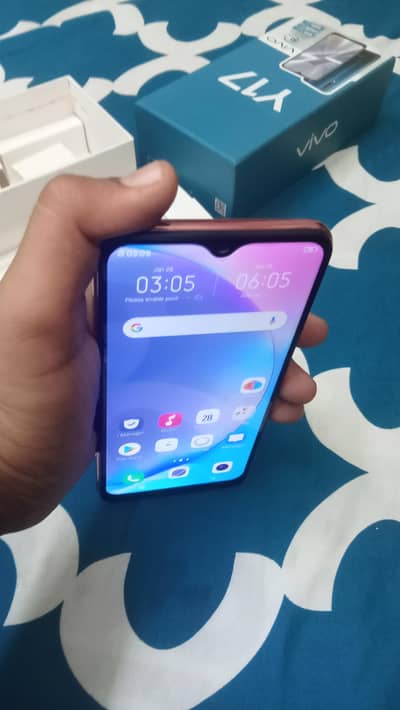 Vivo Y17