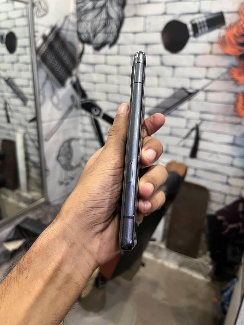 Google pixel 7A 4