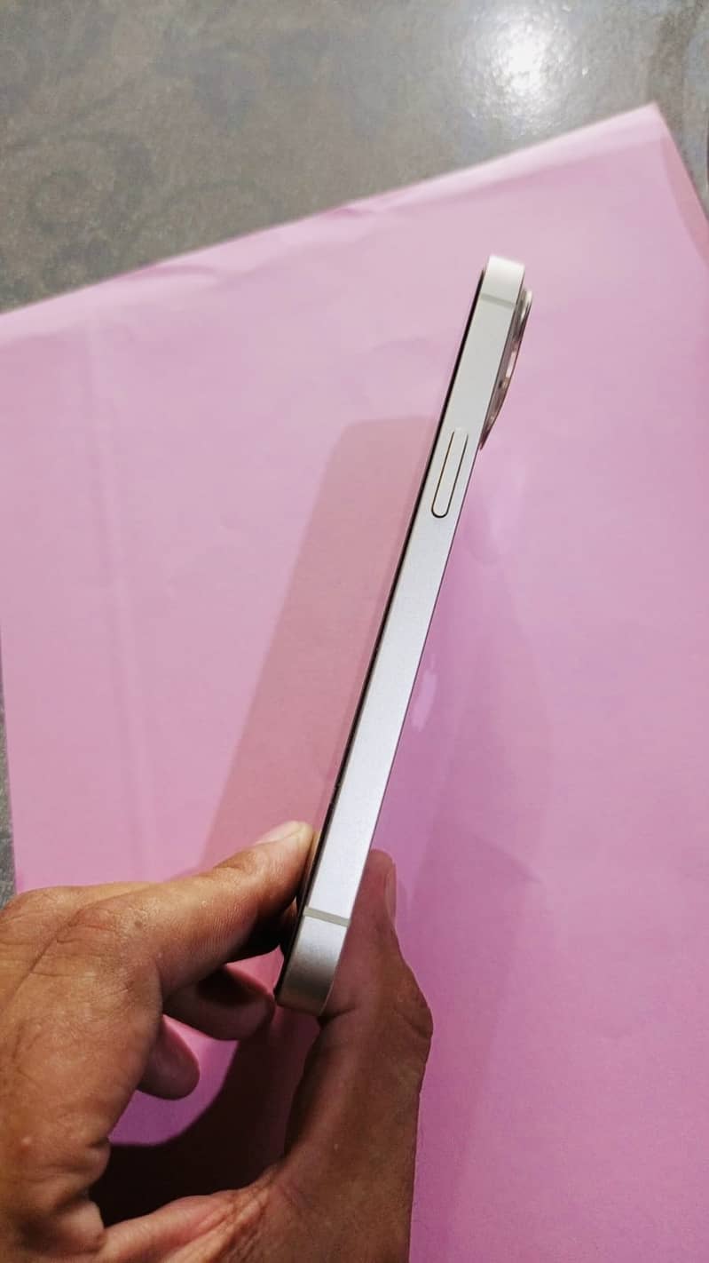 iphone 13 / 128 GB 3