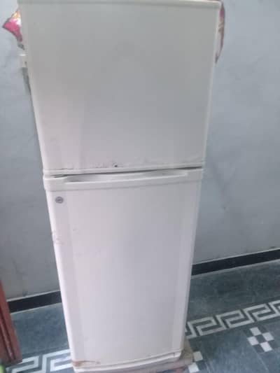 Single hand home used fridge for sale