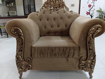 09/10 crown sofa set for sale