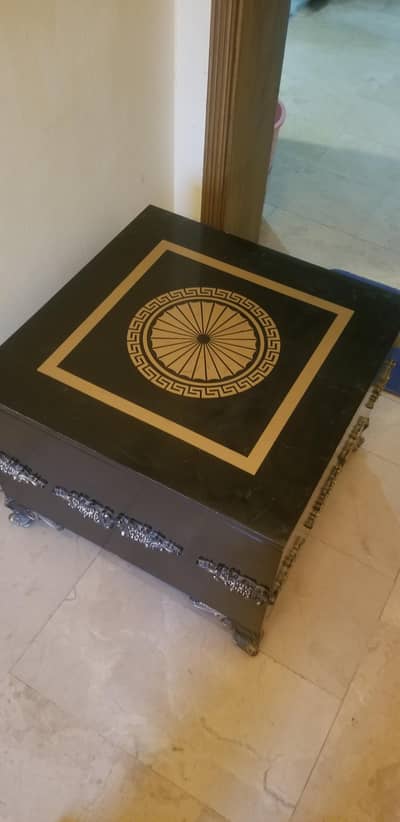 New center table for sale