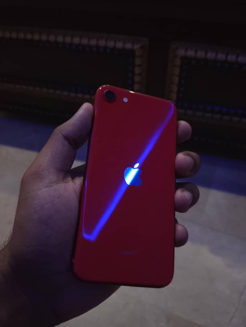 Apple iPhone SE 0