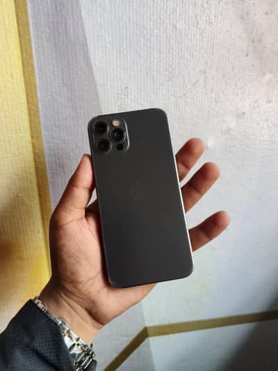 Apple iPhone 12 Pro