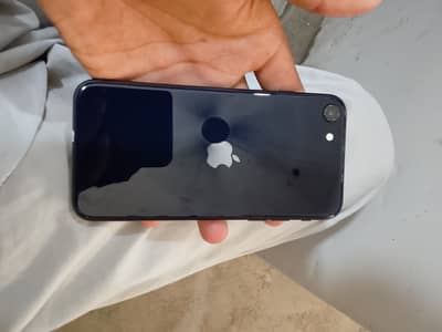 Apple iPhone SE 3