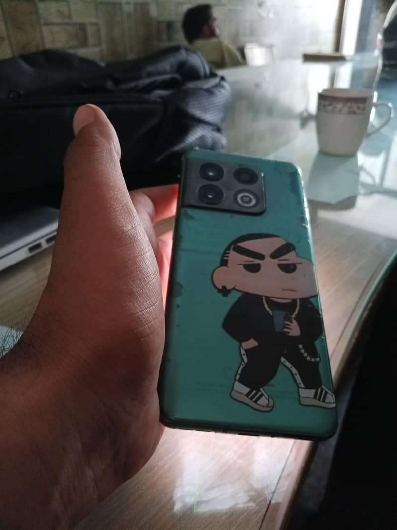 One Plus 10 Pro 1