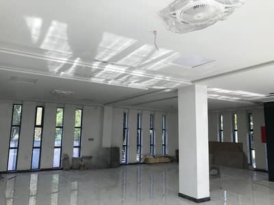 Prime Commercial Plaza for Rent G-9 Islamabad A well-maintained 40 40 (Approx. 5,556 Sqft) four-side open commercial plaza is now available for rent in the highly accessible area of G-9.