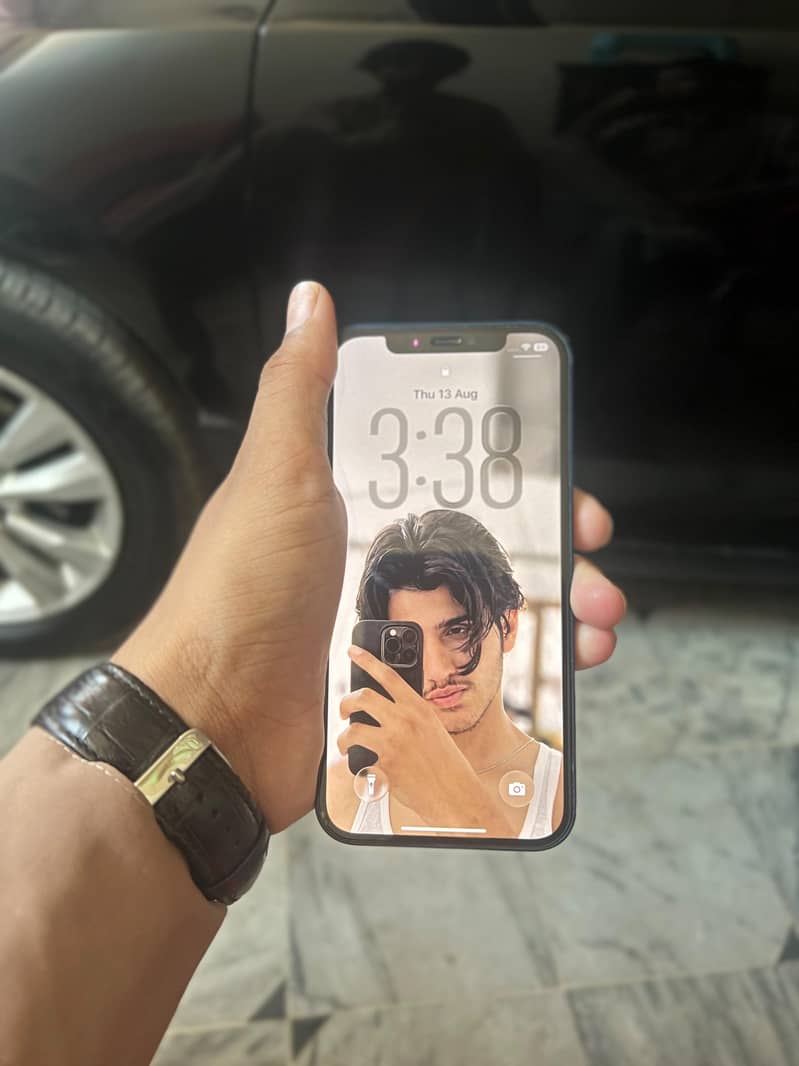 Apple iPhone 12 2