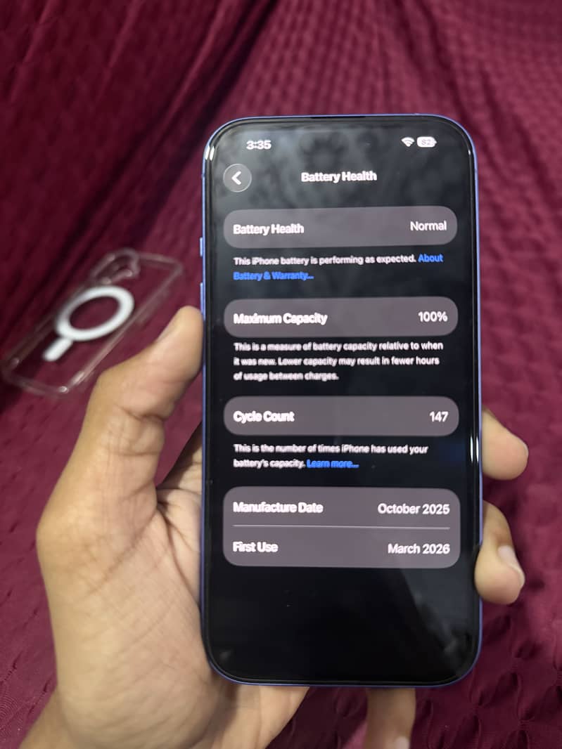Apple iPhone 16 2