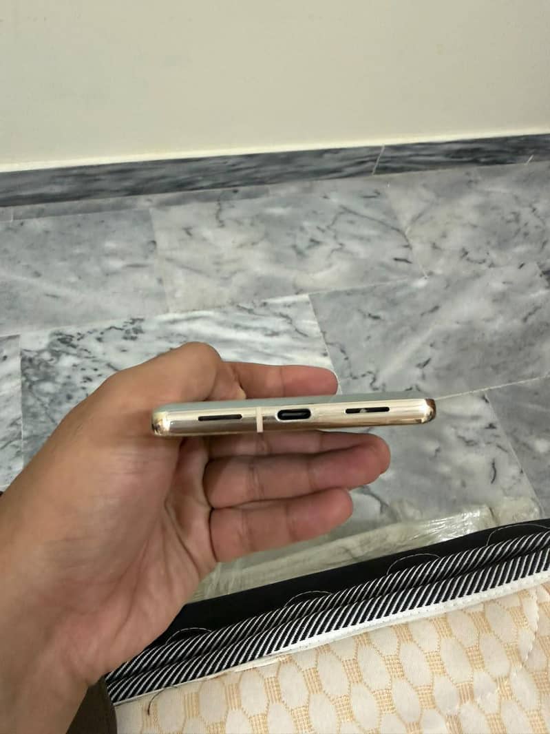 Google Pixel 7 Pro 4