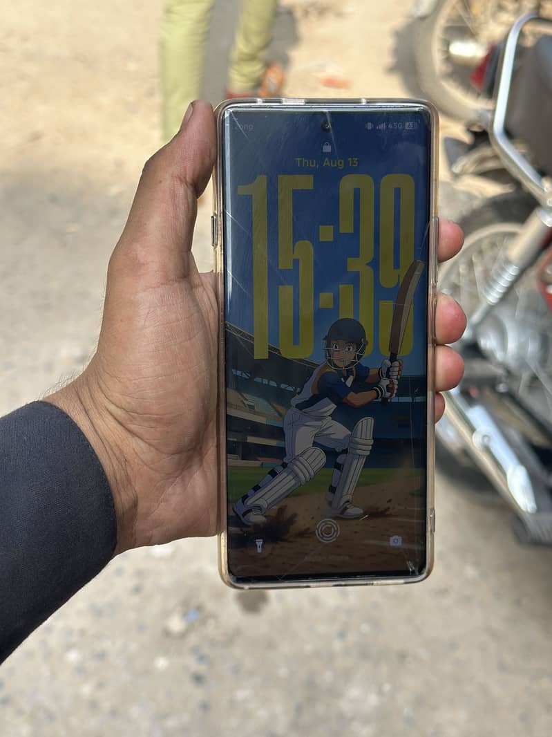 Tecno CAMON 40 Pro 0