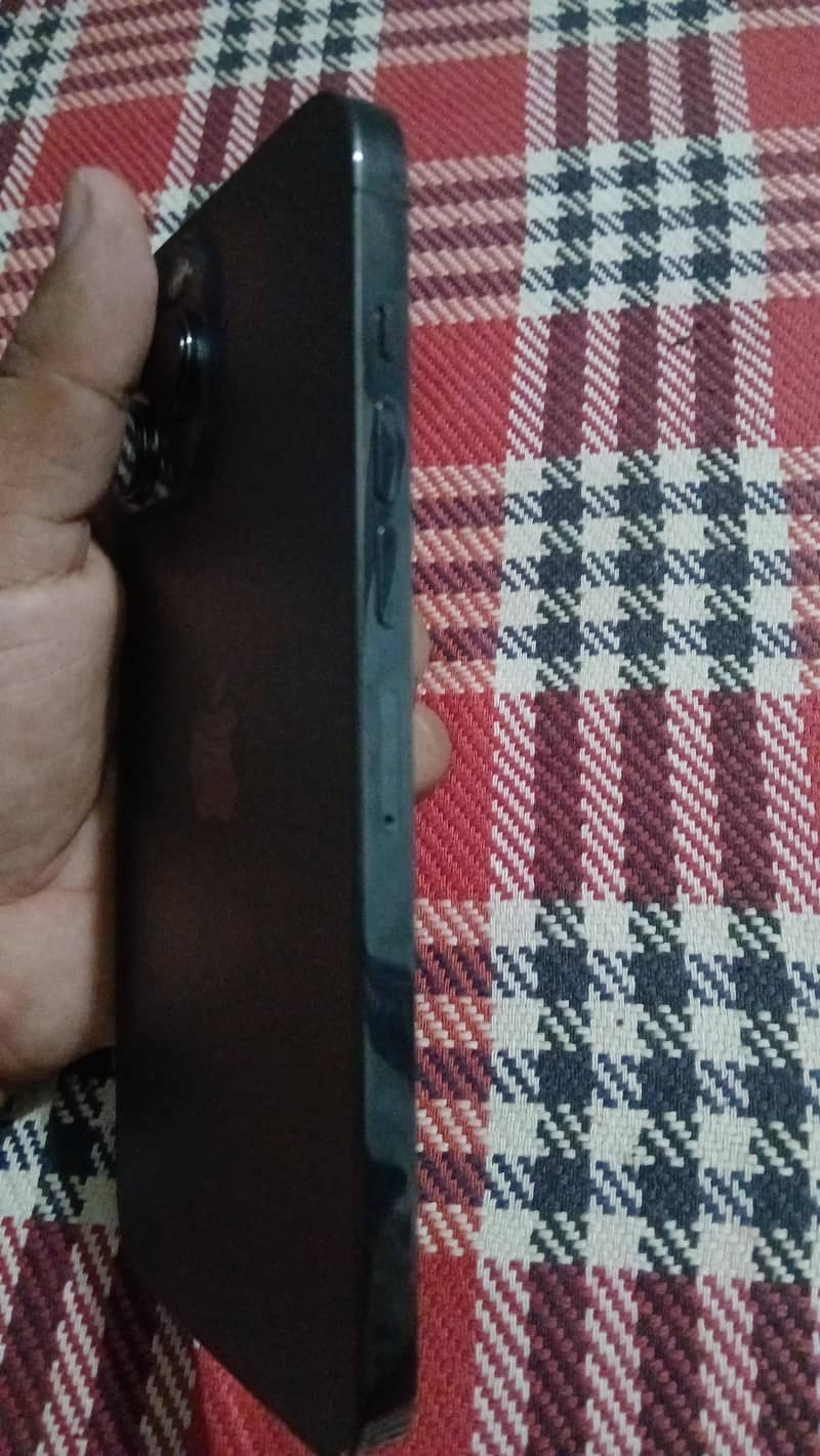 Iphone 13 pro max 1
