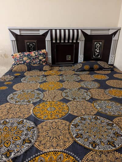 king size bed