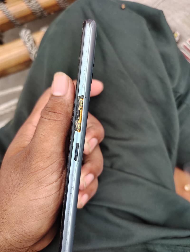 Tecno CAMON 17P 4