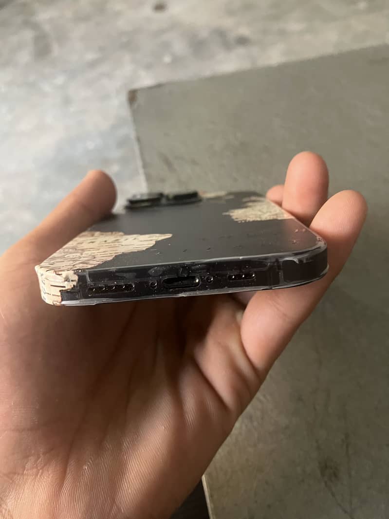 Apple iPhone 14 Pro 3