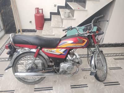 Honda CD 70 2025