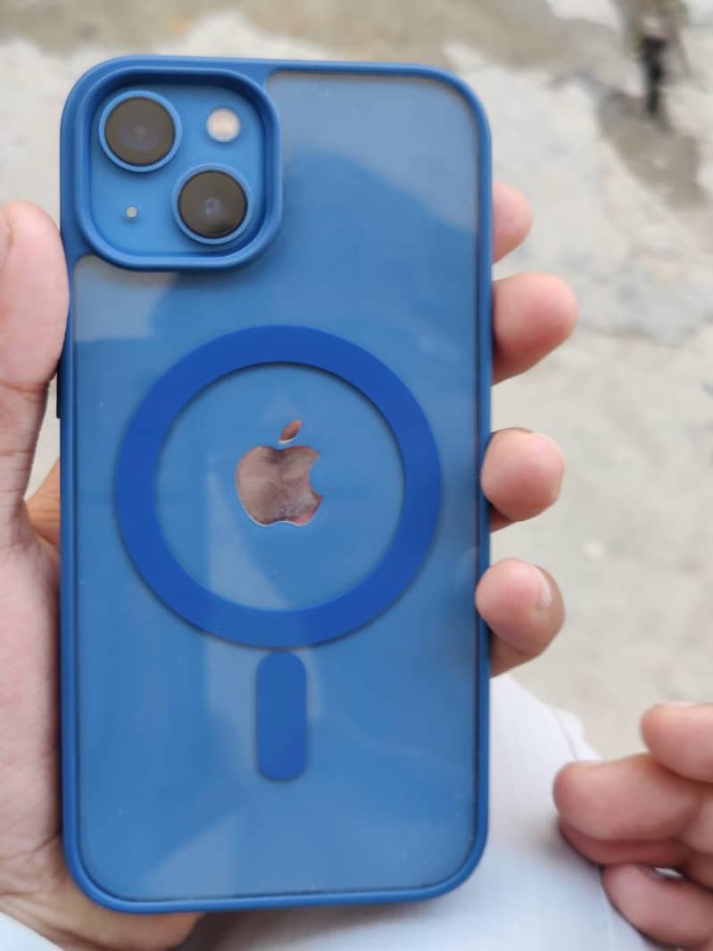 Apple iPhone 13 1