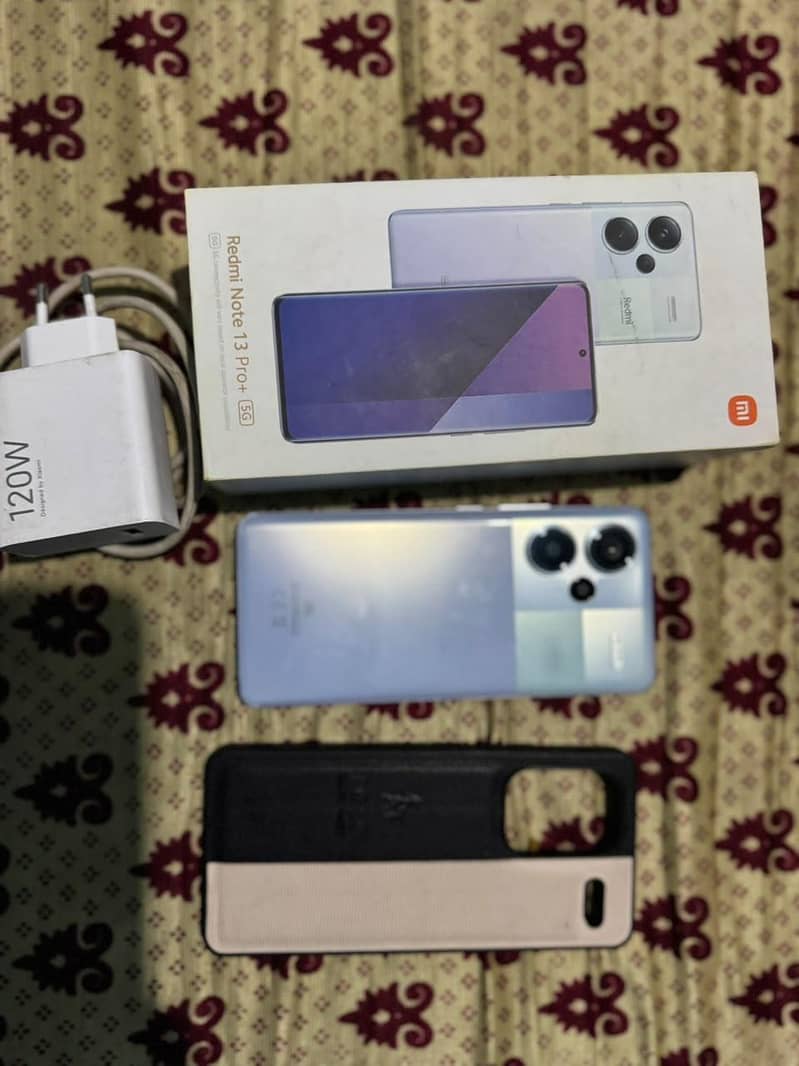 Xiaomi Redmi Note 13 Pro Plus 6