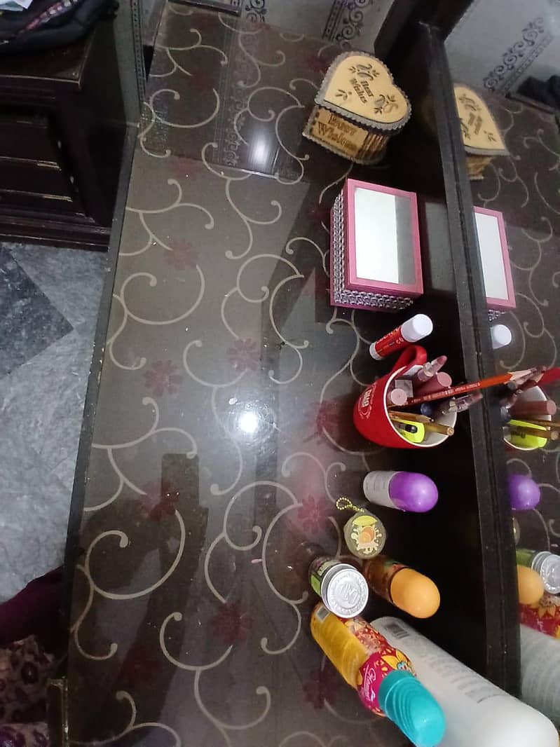 Dressing table 2