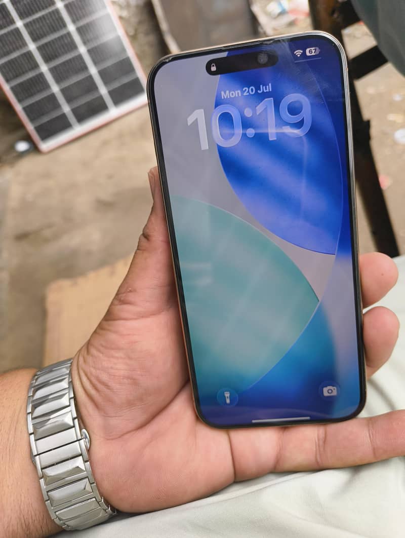 iphone 16 pro max 3