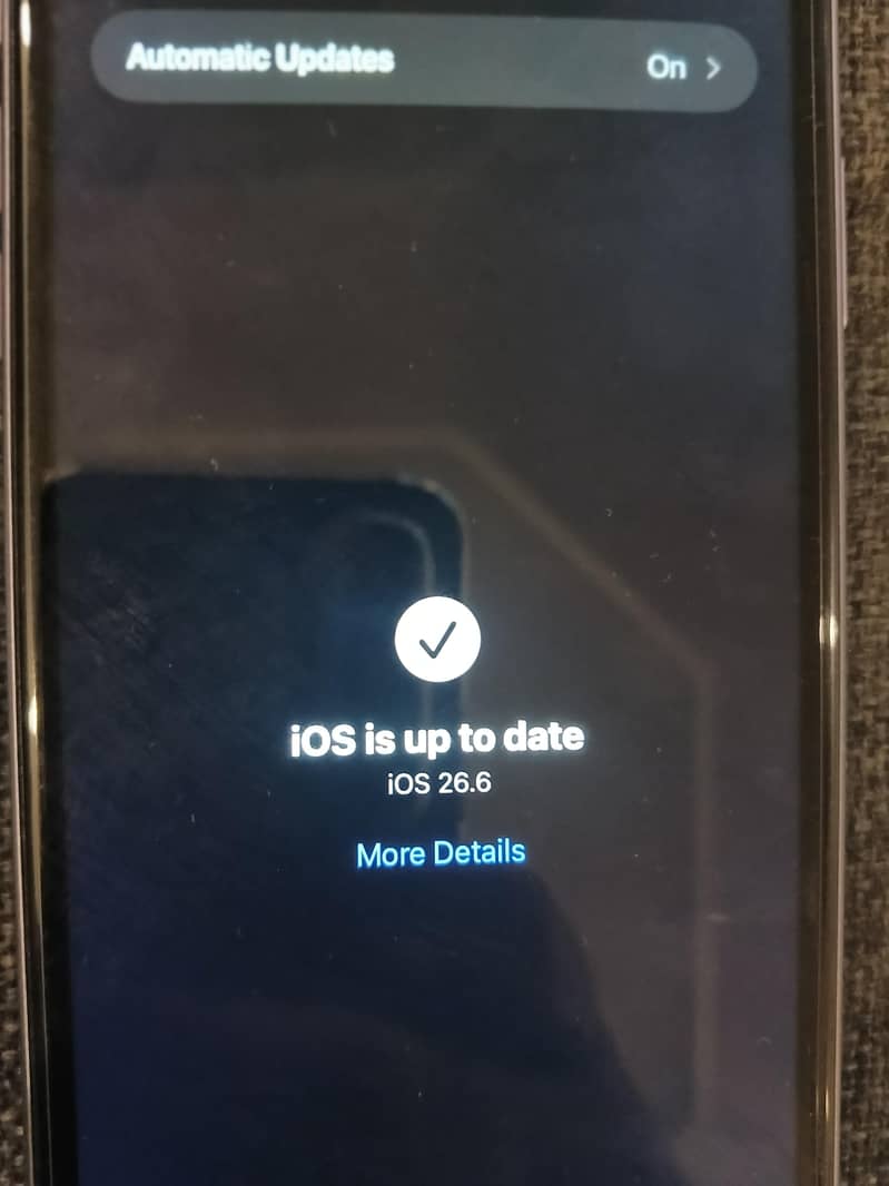 Apple iPhone 11 4