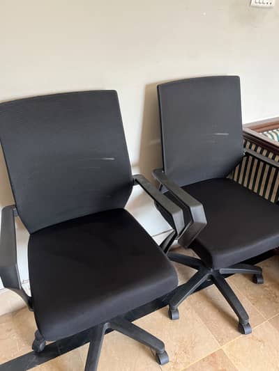 Executive Chairs in very Good and Perfect Condition -  Rs. 10,000 each